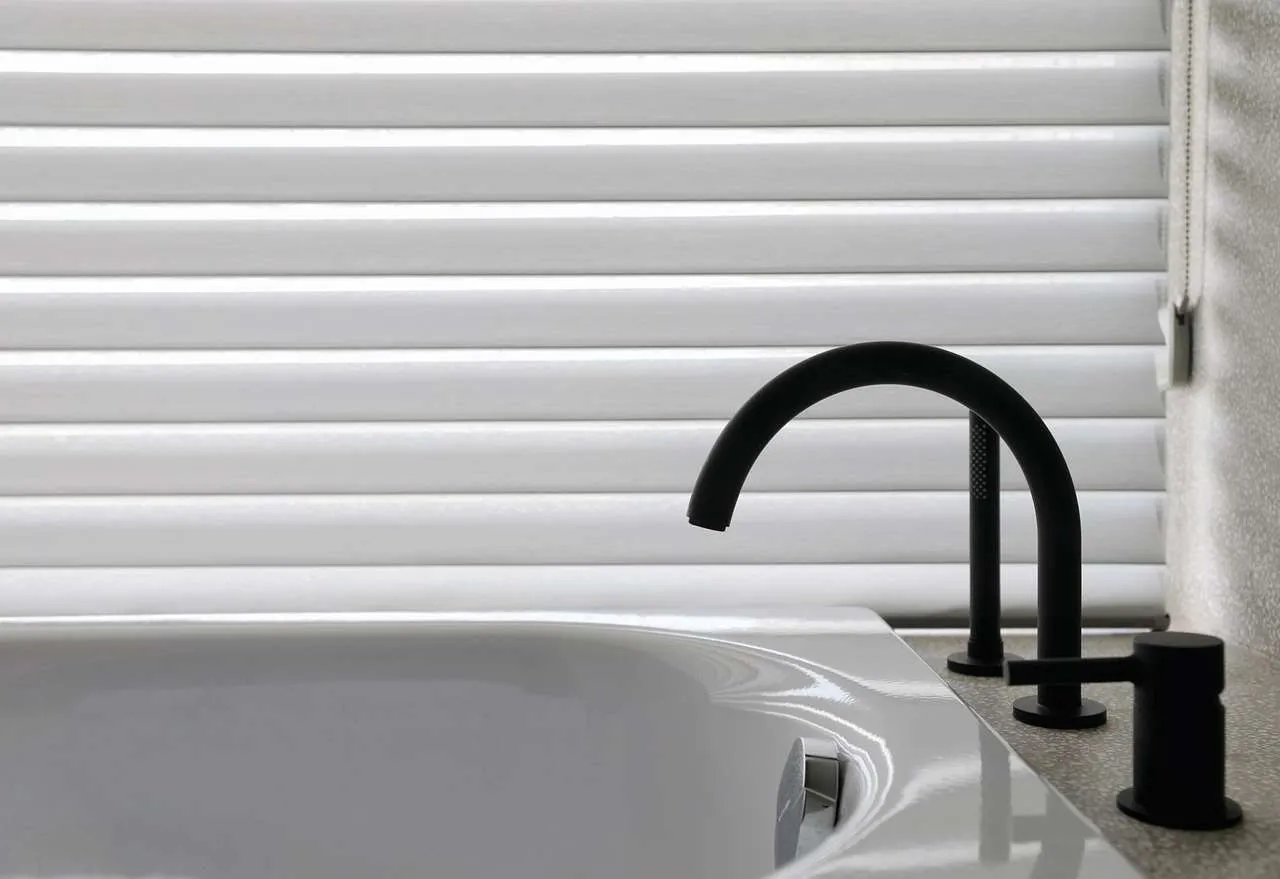 Home Window Tinting: Comfort, Privacy, Savings